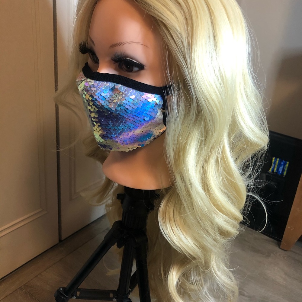 Halloween 🎃 Blonde layered human hair synthetic blend